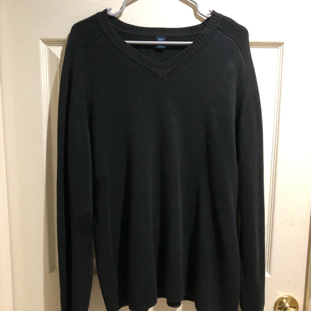 Gap V-neck sweater